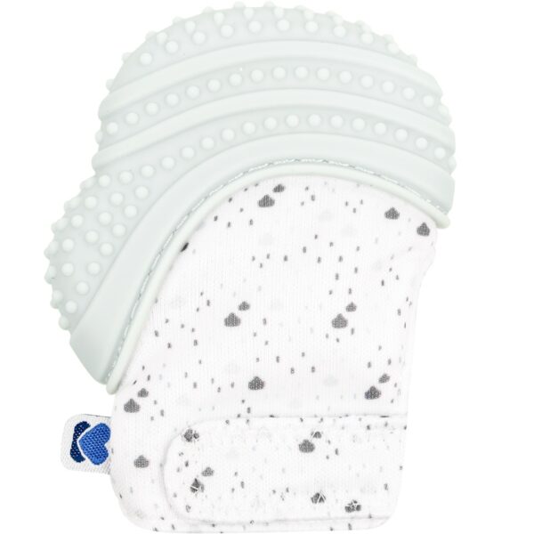 изработена от мек силикон;• Предпазва от надраскване;• Допринася за облекчението на болките по време на растежа на зъбите;• Шумящ материал