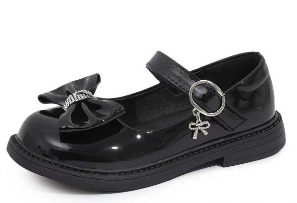 Черни лачени обувки Клибе