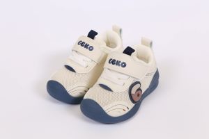 Обувки за бебета момчета