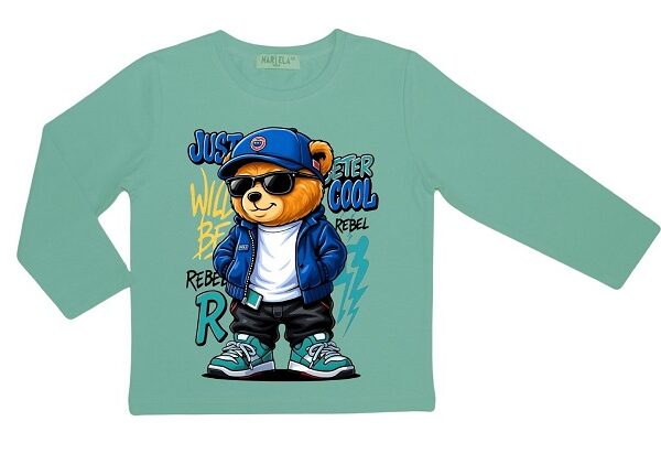 Мариела Мечо с дрехи блуза