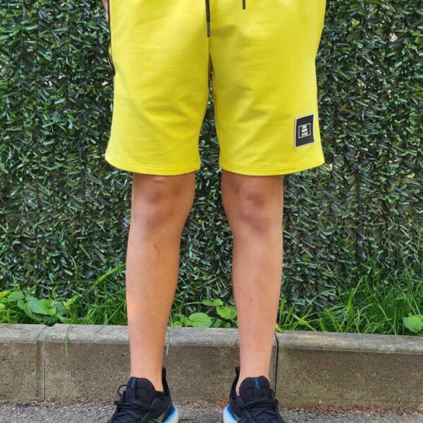 RACH Жълти къси панталони с джобчета