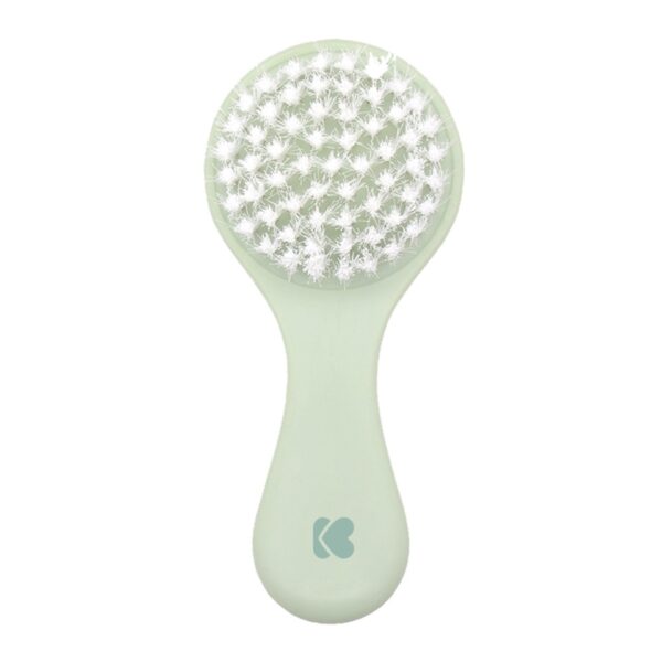 подходящи за ежедневна грижа; • Четка с мек косъм; • Подходящ от раждането;• Без BPA. Размери:- Продукт: Четка: 6.5x2.7x14.4 см / Гребен: 4.5x1.3x14.4 см / 0.07 кг- Опаковка: 15.9х2.8х19.8 см / 0.09 кг- Вътрешна кутия: 20.5x12.5x17.5 см / 0.61 кг / 6 бр/кутия- Кашон: 43x39.5x37 см / 8.32 кг / 72 бр/кашон 