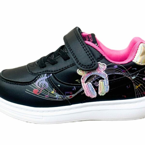 Черни олекотени детски маратонки за момиче