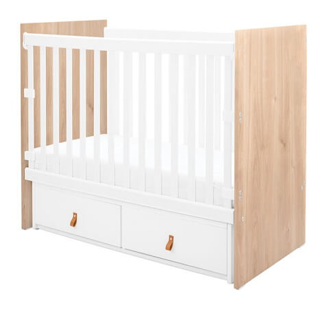 Дървени бебешки легла