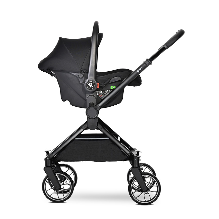 Регулируеми презрамки на раницата с дишащ мрежест материал.