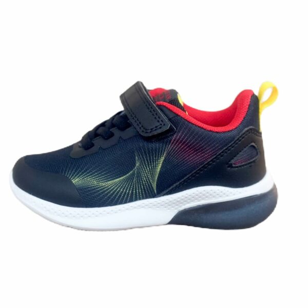 Детски черни светещи маратонки за момче