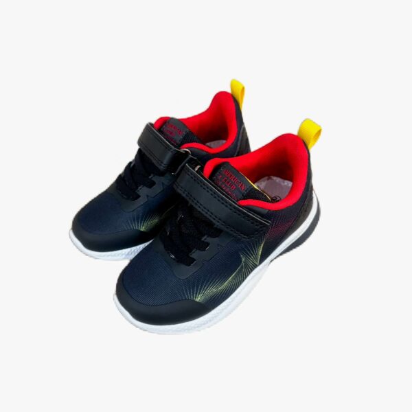 Светещи черни маратонки за момче