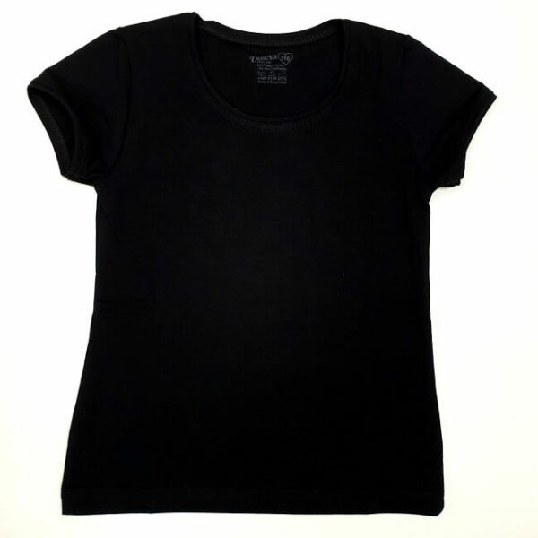 черна тениска