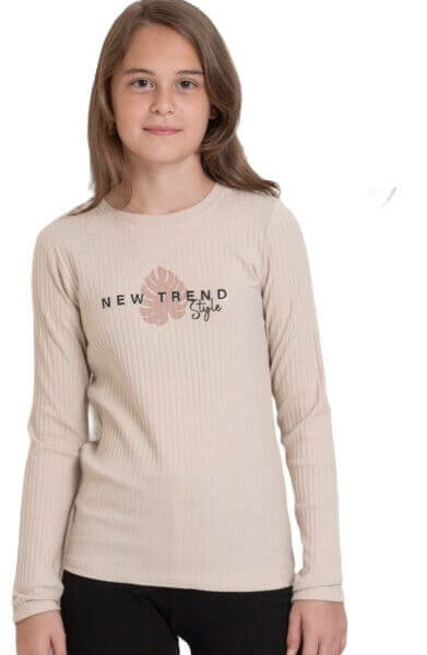 Светло бежова детска блуза